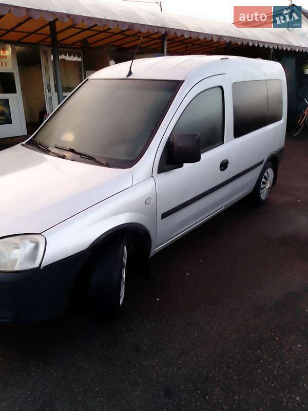 Минивэн Opel Combo 2006 в Мукачево