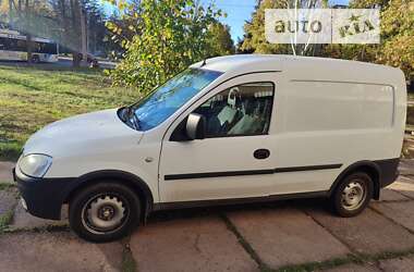 Грузовой фургон Opel Combo 2008 в Кривом Роге