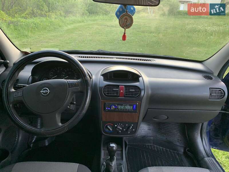 Минивэн Opel Combo 2008 в Турке