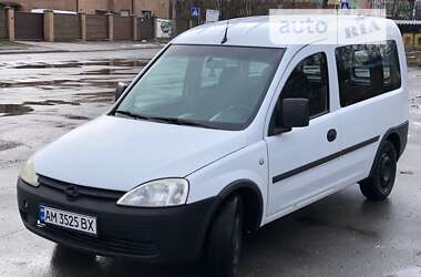 Минивэн Opel Combo 2008 в 