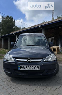 Мінівен Opel Combo 2010 в Шполі