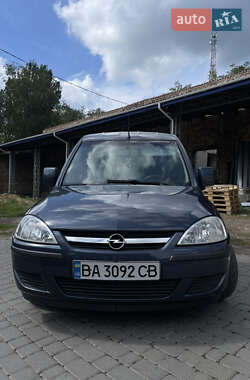 OPEL COMBO-C 2010