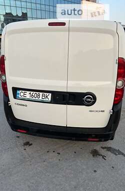 Мінівен Opel Combo 2013 в Чернівцях