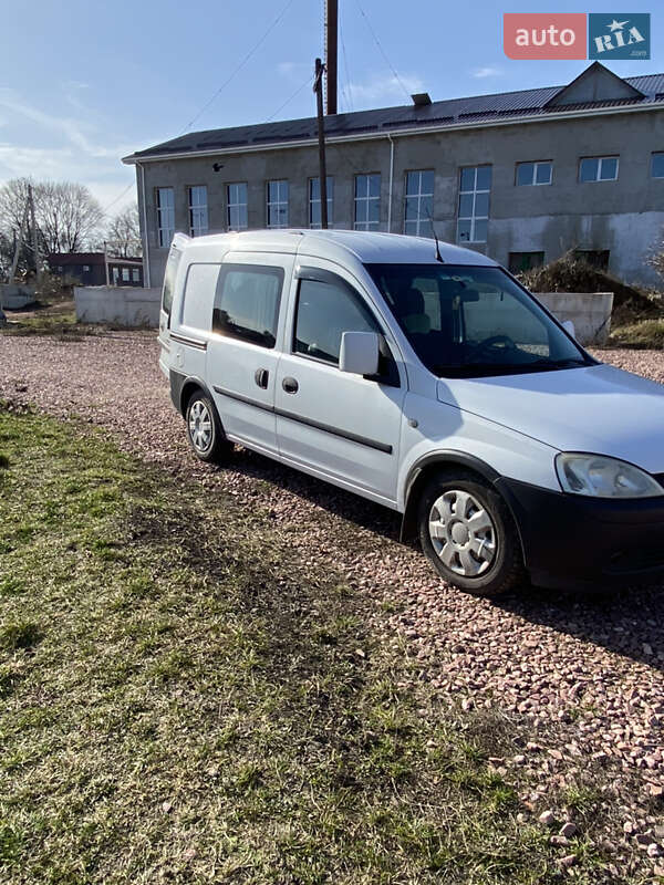 Мінівен Opel Combo 2005 в Овручі