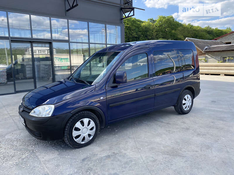 Мінівен Opel Combo 2004 в Теребовлі