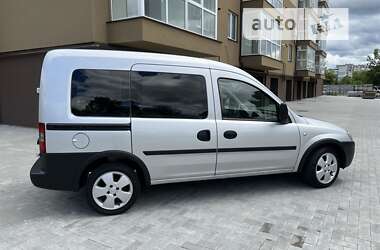 Минивэн Opel Combo 2009 в Калуше