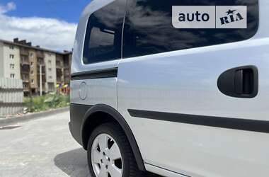 Минивэн Opel Combo 2009 в Калуше