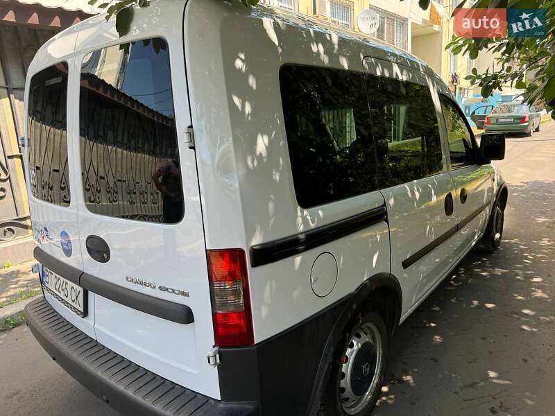 Минивэн Opel Combo 2011 в Одессе