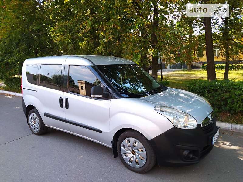 Мінівен Opel Combo 2012 в Вінниці