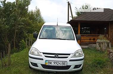 Минивэн Opel Combo 2006 в Костополе