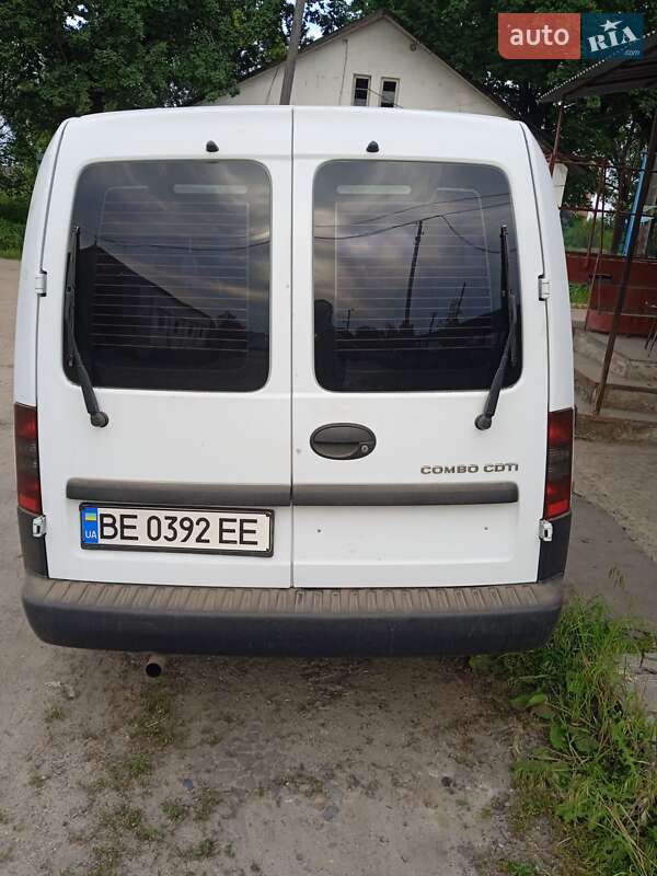 Минивэн Opel Combo 2007 в Краматорске