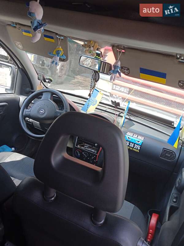 Мінівен Opel Combo 2007 в Краматорську