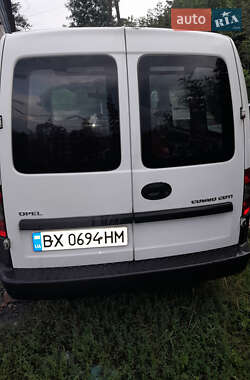 Минивэн Opel Combo 2006 в 