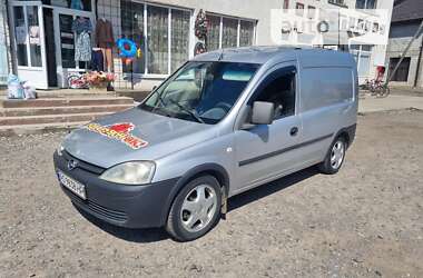 Вантажний фургон Opel Combo 2005 в Хусті