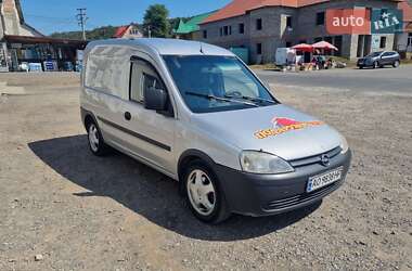 Вантажний фургон Opel Combo 2005 в Хусті