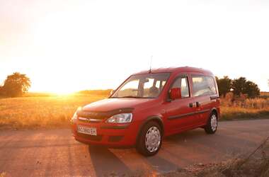 Минивэн Opel Combo 2008 в Киеве