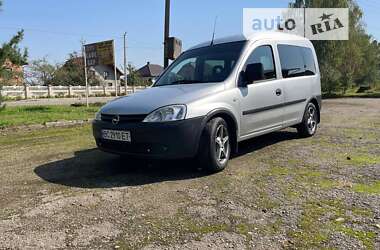 Минивэн Opel Combo 2007 в Мостиске