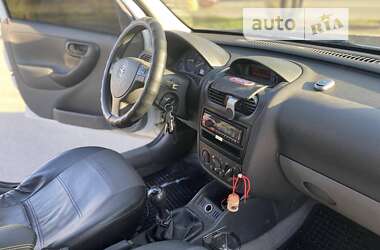 Грузовой фургон Opel Combo 2004 в Днепре