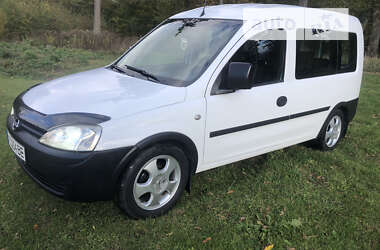 Мінівен Opel Combo 2009 в Рівному