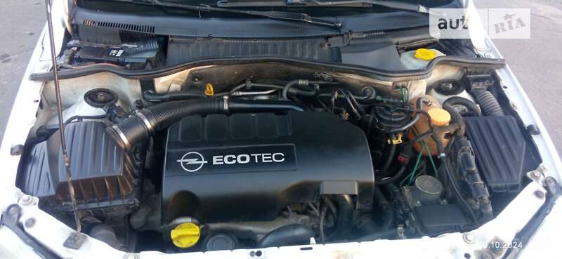 Минивэн Opel Combo 2005 в Остроге