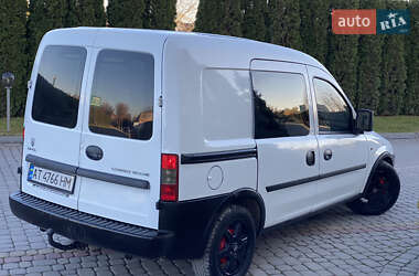 Минивэн Opel Combo 2011 в Дунаевцах