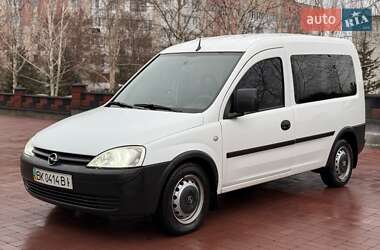 Минивэн Opel Combo 2010 в Ровно