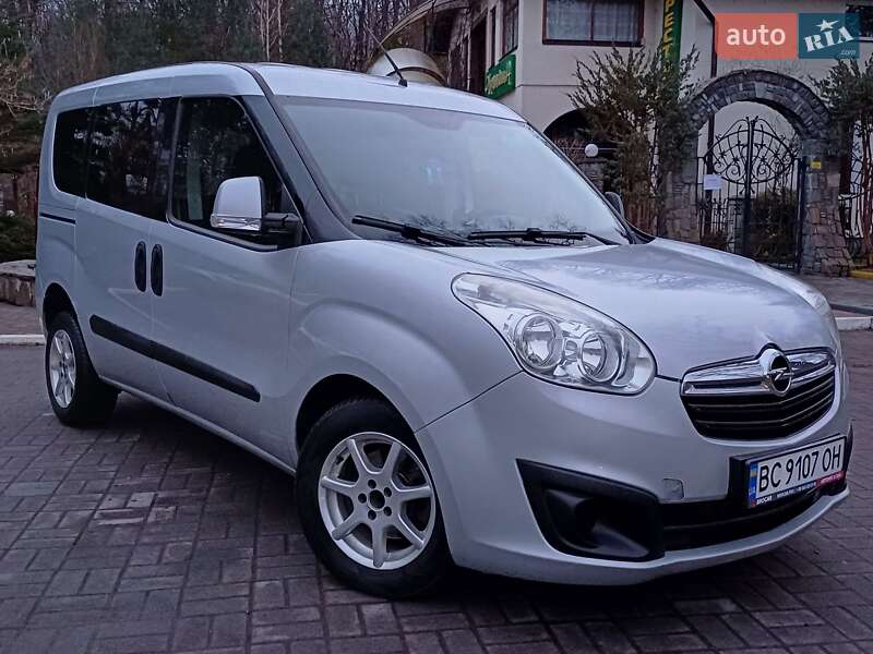 Мінівен Opel Combo 2013 в Дрогобичі