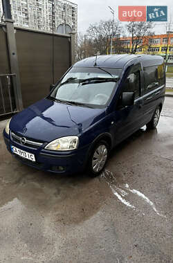 Минивэн Opel Combo 2008 в Киеве