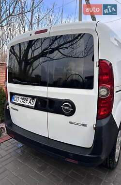 Вантажний фургон Opel Combo 2013 в Сухому Лимані