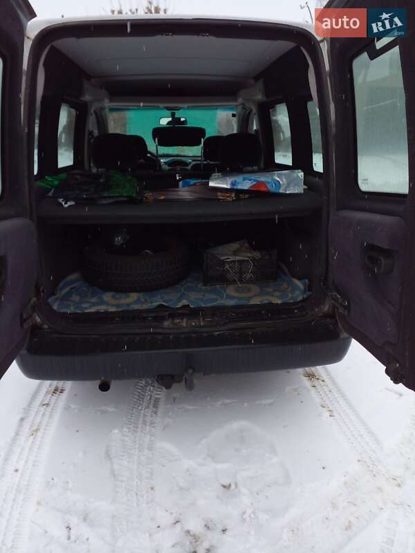 Минивэн Opel Combo 2006 в Сарнах