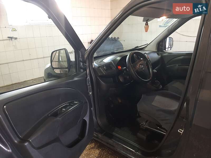 Грузопассажирский фургон Opel Combo 2015 в Черновцах фото 7 Грузопассажирский фургон Opel Combo 2015 в Черновцах