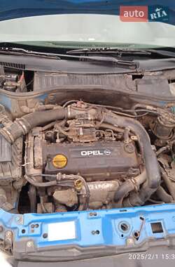 Мінівен Opel Combo 2003 в 