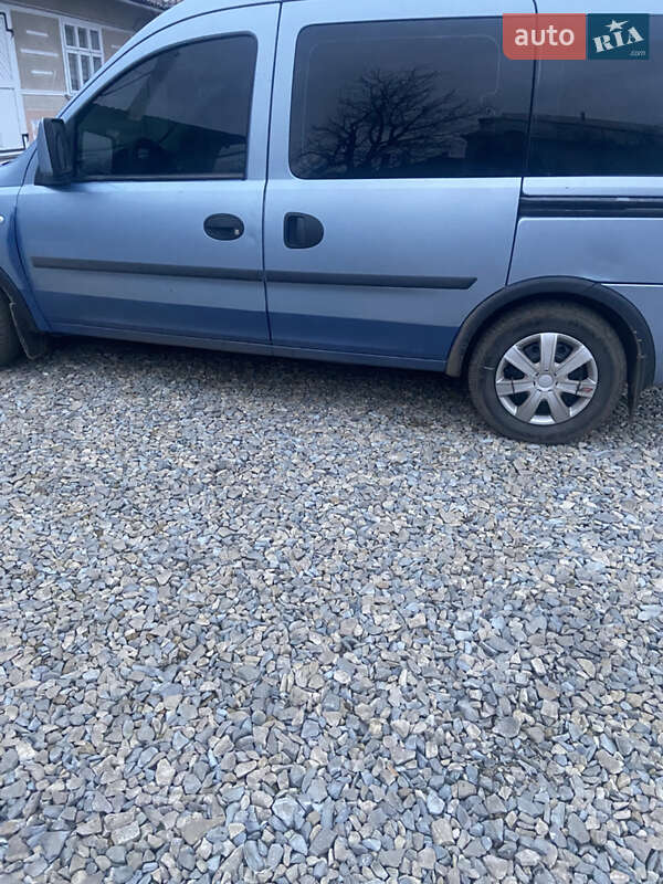 Минивэн Opel Combo 2006 в Заболотове