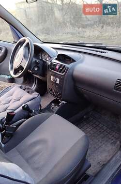 Минивэн Opel Combo 2009 в 