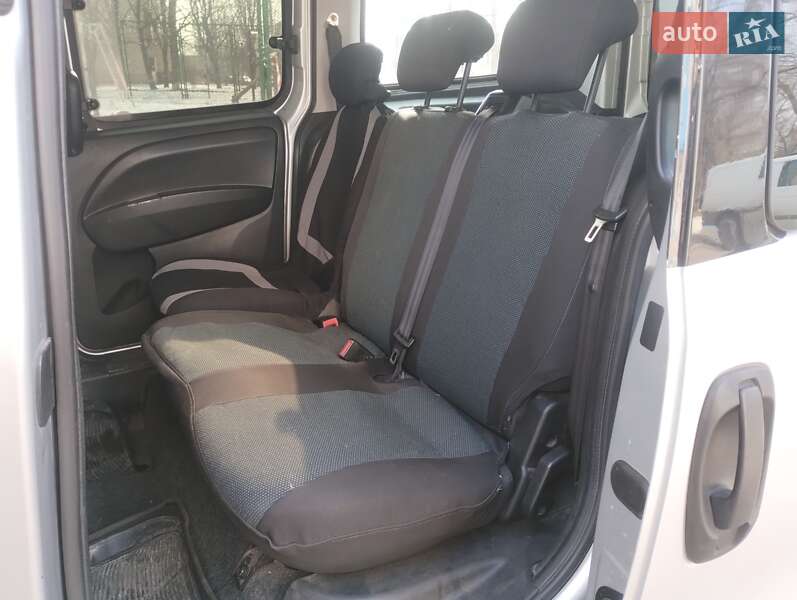 Мінівен Opel Combo 2015 в Києві