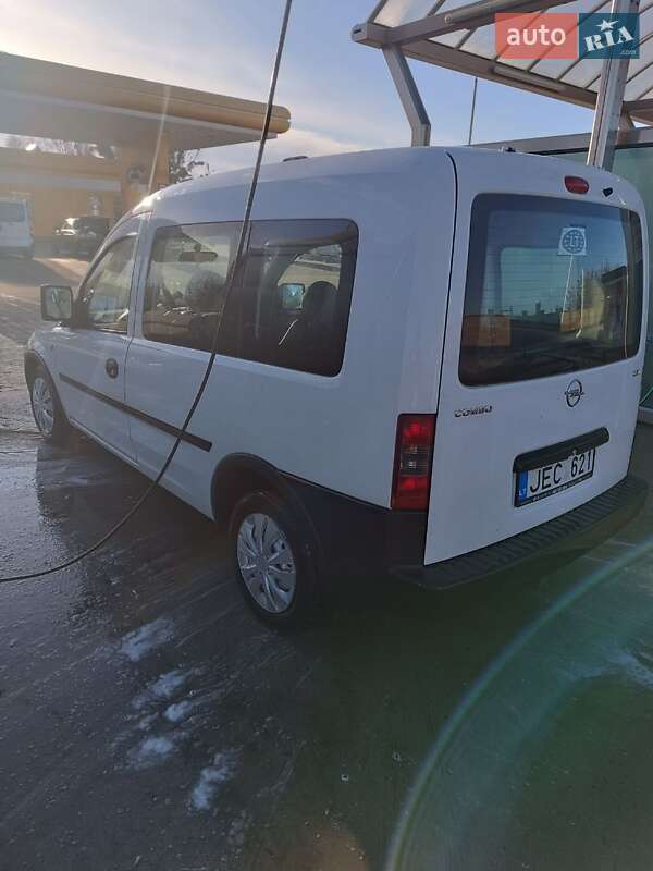 Мінівен Opel Combo 2006 в Дубні фото 6 Мінівен Opel Combo 2006 в Дубні