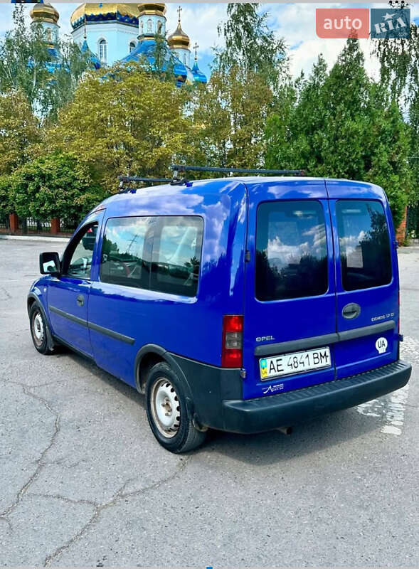 Минивэн Opel Combo 2004 в Кривом Роге