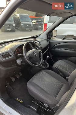 Мінівен Opel Combo 2013 в Рівному