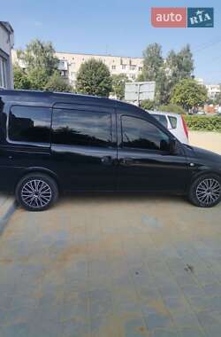 Минивэн Opel Combo 2008 в Луцке