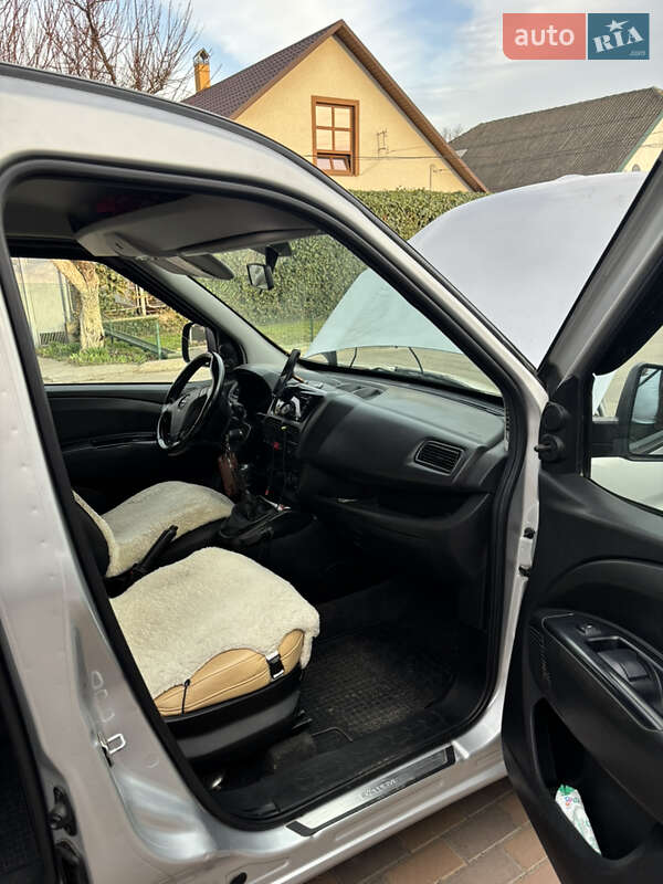 Минивэн Opel Combo 2017 в Измаиле