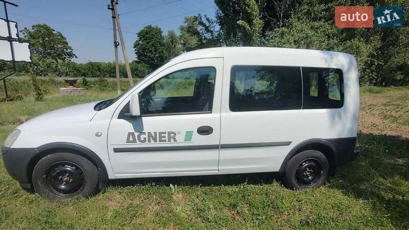Минивэн Opel Combo 2003 в Маньковке