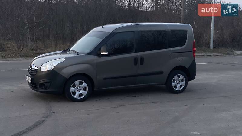 Минивэн Opel Combo 2015 в Киеве