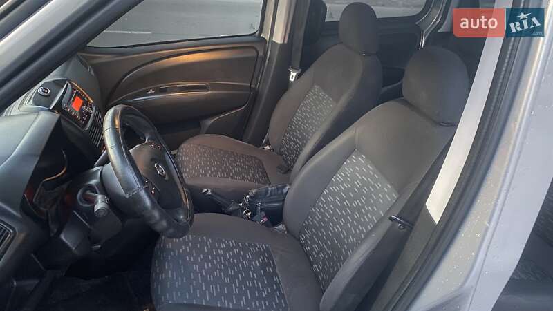 Минивэн Opel Combo 2015 в Киеве