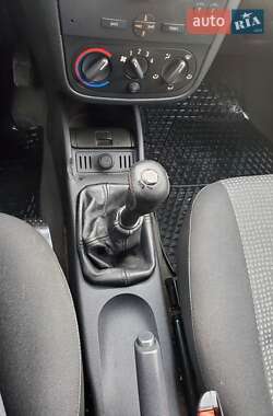Минивэн Opel Combo 2007 в 