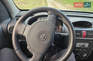Минивэн Opel Combo 2011 в 