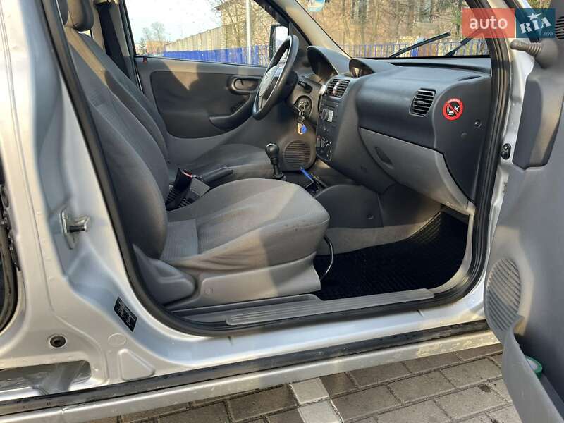 Минивэн Opel Combo 2005 в Тернополе