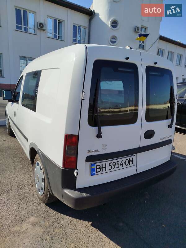 Минивэн Opel Combo 2006 в Измаиле