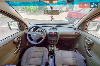 Минивэн Opel Combo 2007 в 