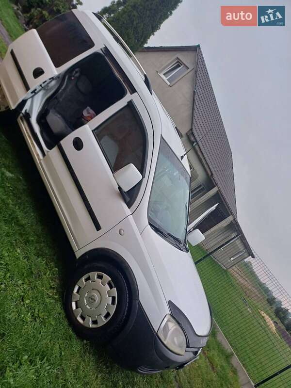 Мінівен Opel Combo 2007 в Любомлі