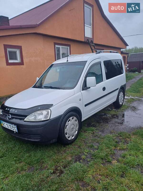 Мінівен Opel Combo 2007 в Любомлі